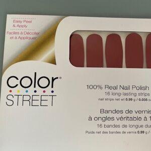 Color Street  Munich Mulberry  New unopened package.